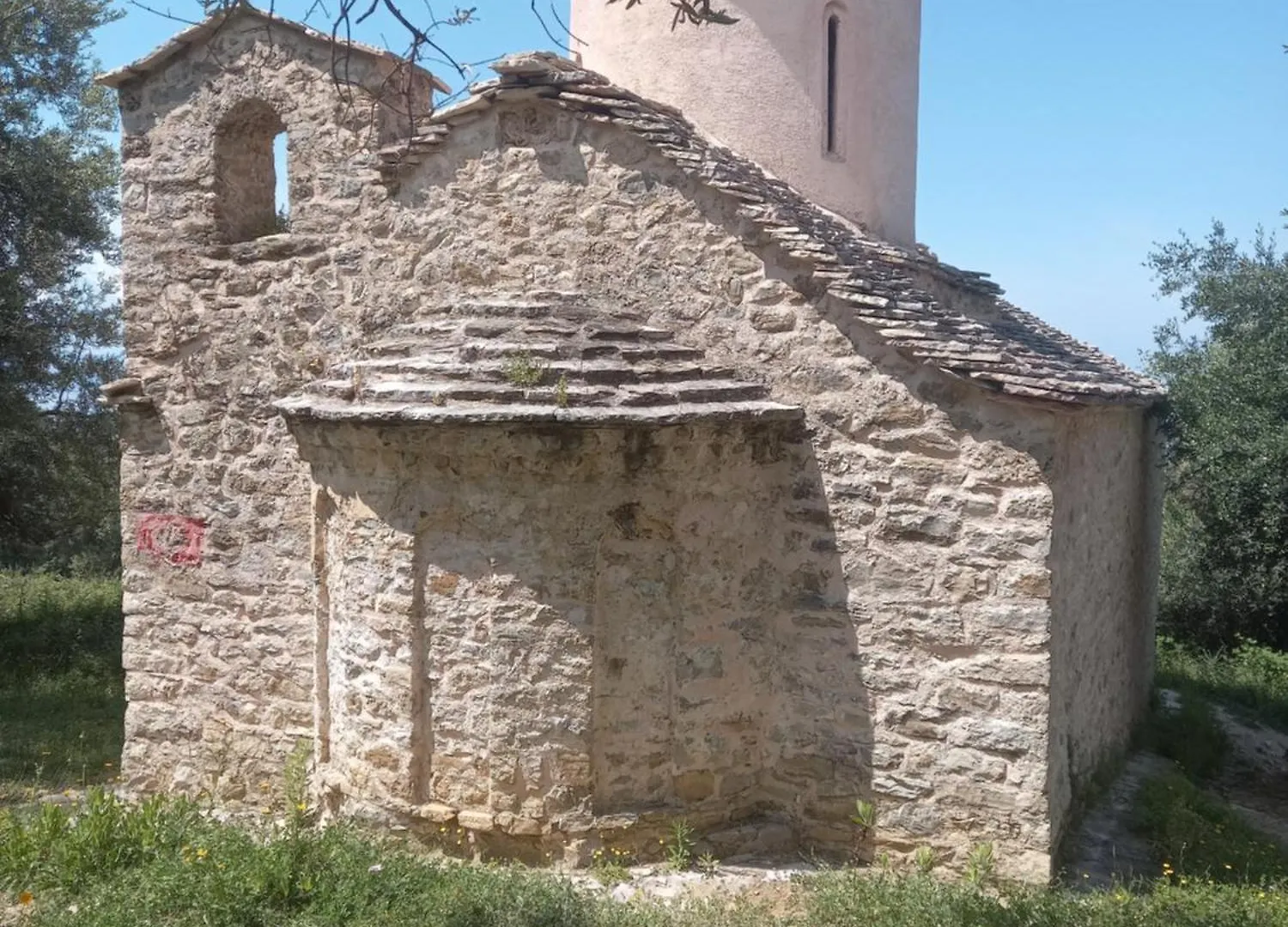 Vila Klaus Lukovë